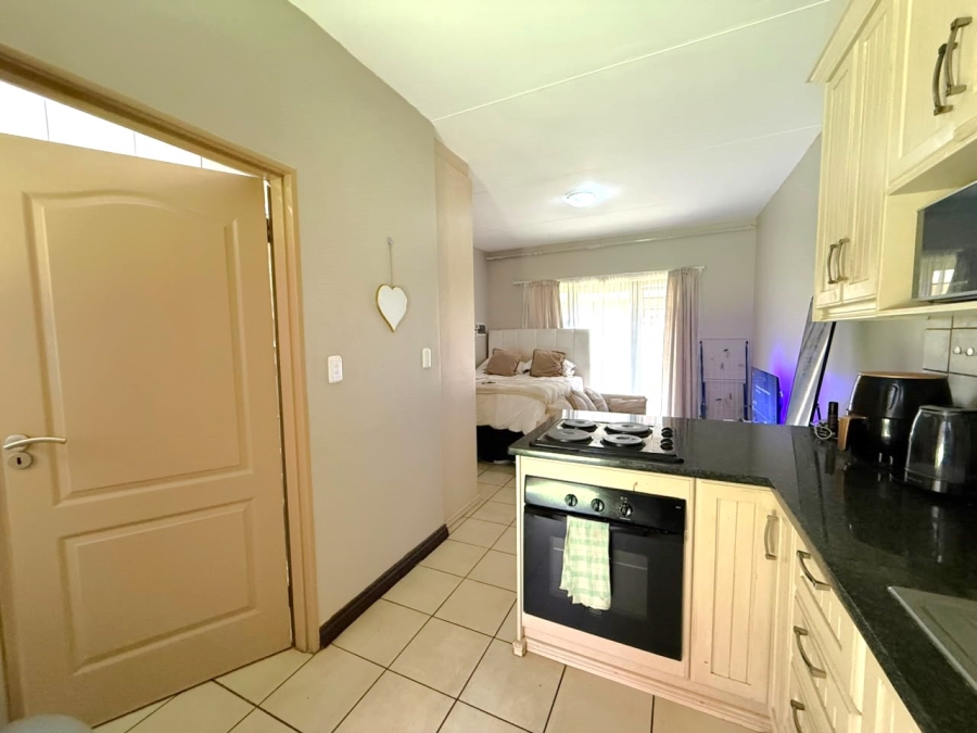 1 Bedroom Property for Sale in Vredenhof Sh Free State